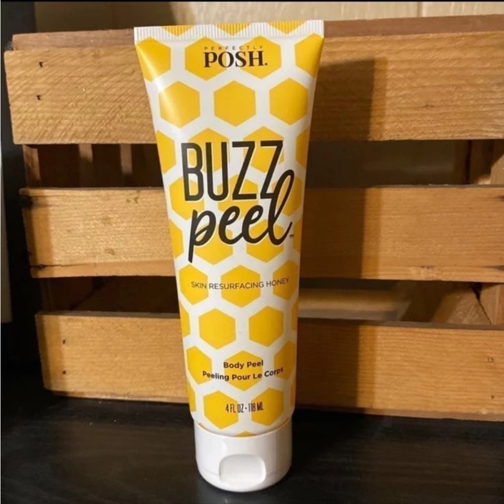 Perfectly Posh Buzz Peel